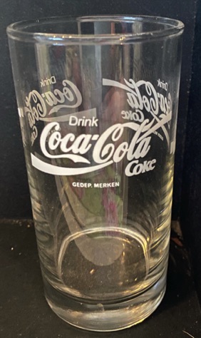 308071-9 € 3,00 coca cola glas witte letters D6 h 12 cm.jpeg